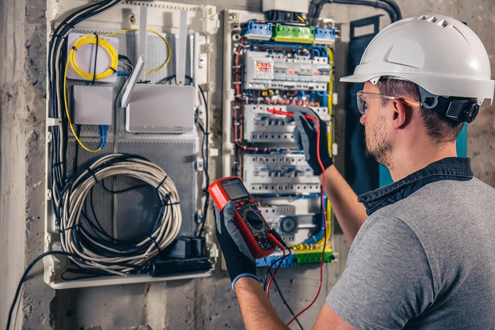 Why a Professional Should Be the Only One to Upgrade Your Electric Panel